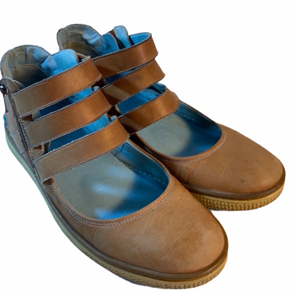 Cloud footwear shoes